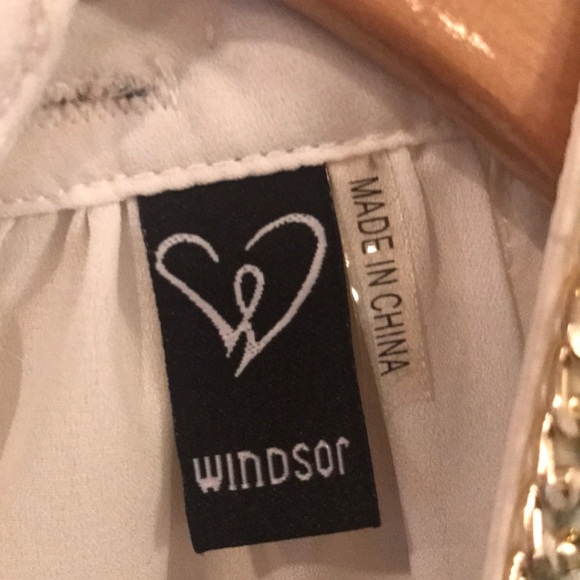 Windsor white sheer top - Picture 3 of 8